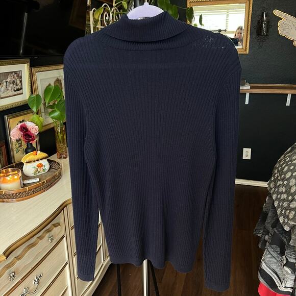 NWT St. John Cashmere Blend Turtleneck Sweater - Picture 9 of 9
